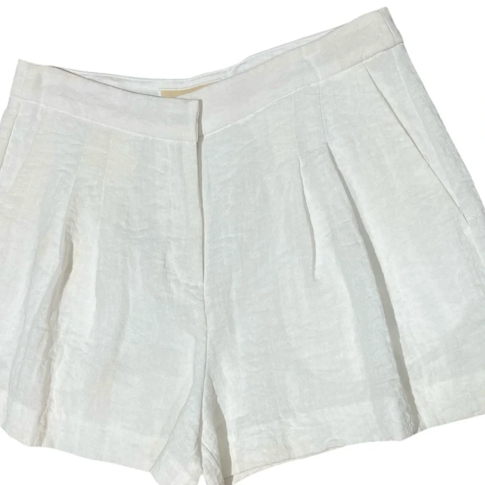MICHAEL Michael Kors White Shorts Fully Lined Pleated Front Dressy Sz 6